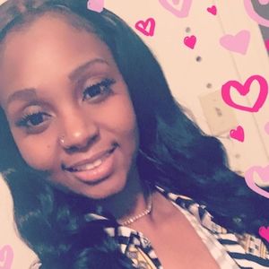 Meet your Posher, Talia